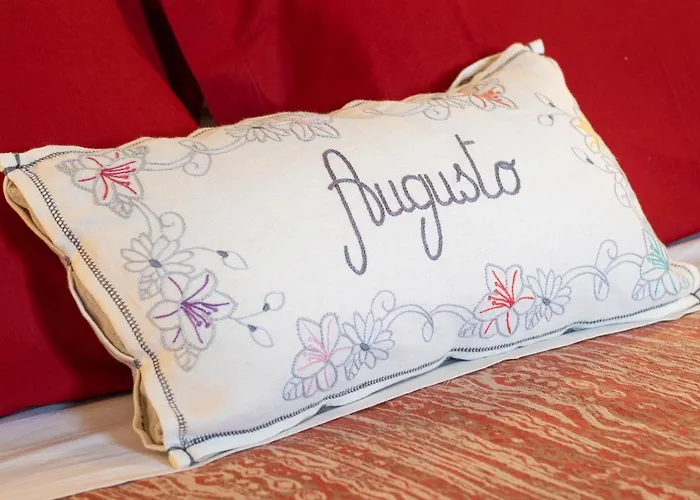 Casa Flora فندق مبيت وإفطار 3*