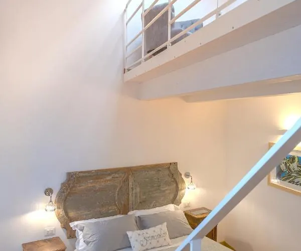 فندق مبيت وإفطار Casa Flora